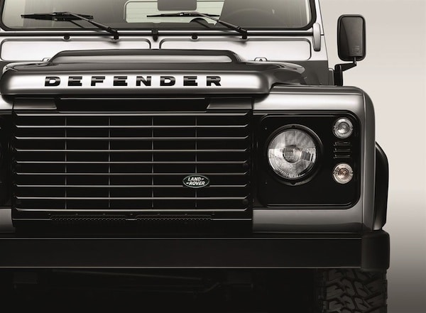 140305defenderOptions2 Nouveauté Land Rover : Defender Black Pack et Silver Pack