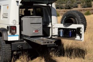 Engel_photo-USA-arizona_jeep_glissiere