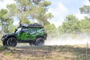 Jeek-JK-Front-Runner-14