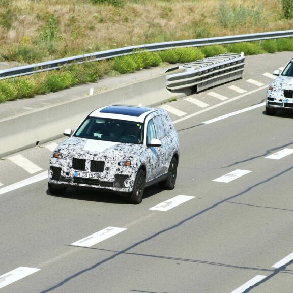 BMW X5 BMW X7 SPY SHOT