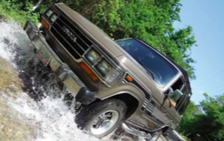 Toyota Land Cruiser 62