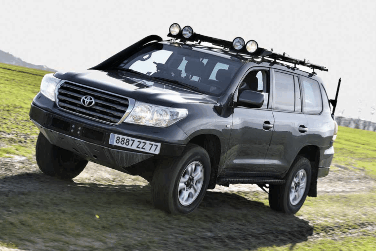 Toyota VDJ 200 V8 D-4D