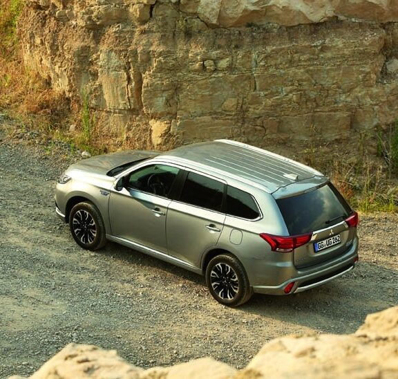 Mitsubishi Outlander PHEV 2017
