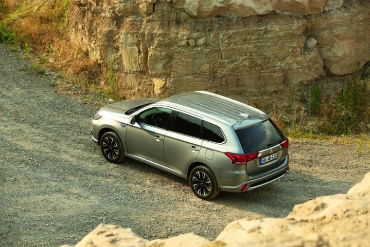 Mitsubishi Outlander PHEV 2017
