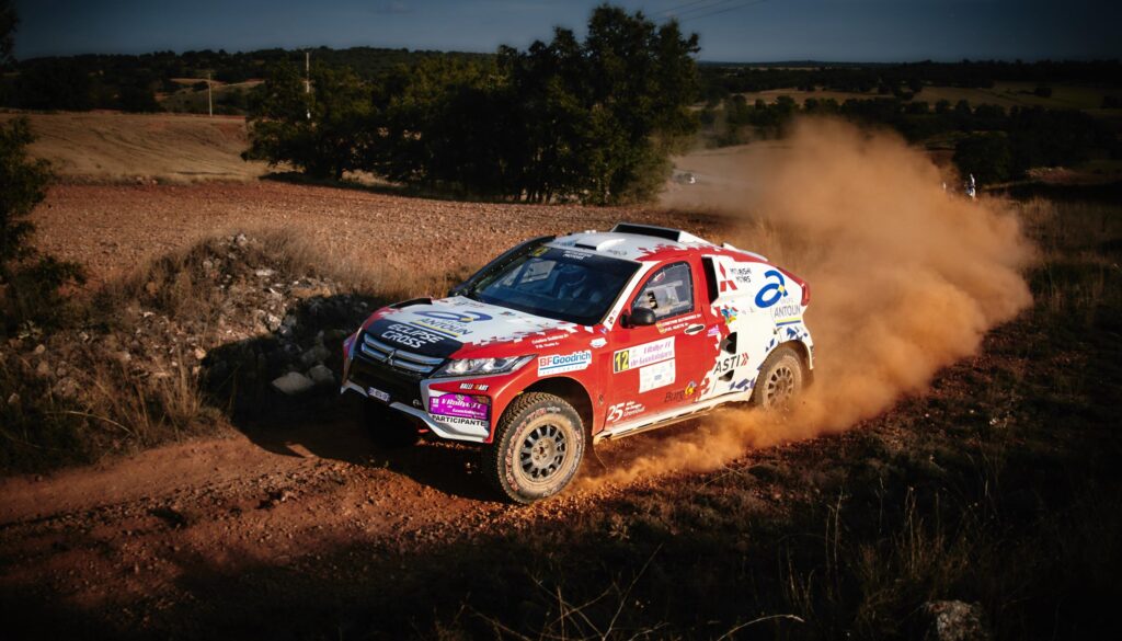 Mitsubishi-Eclipse-Cross-Cristina-Gutierrez-Dakar-2019