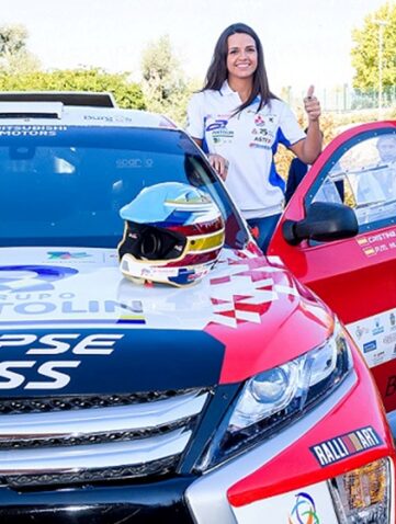 Mitsubishi-Eclipse-Cross-Cristina-Gutierrez-Dakar-2019