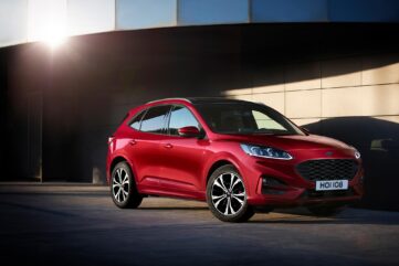 Nouveau Ford Kuga : le SUV intelligent, connecté et hybride