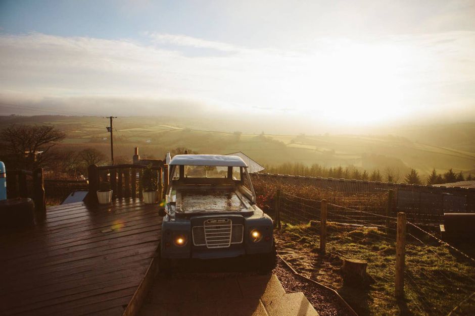 Land Rover Jacuzzi à louer sur Airbnb