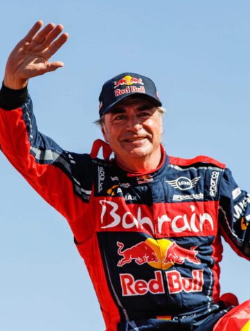 Dakar 2020 Sainz Carlos (esp), Cruz Lucas (esp), Mini John Cooper Works Buggy, Bahrain JCW X-Raid Team, Car, ambiance on the podium at the arrival of the Dakar 2020, in Qiddiya, Saudi Arabia, on January 17, 2020 -