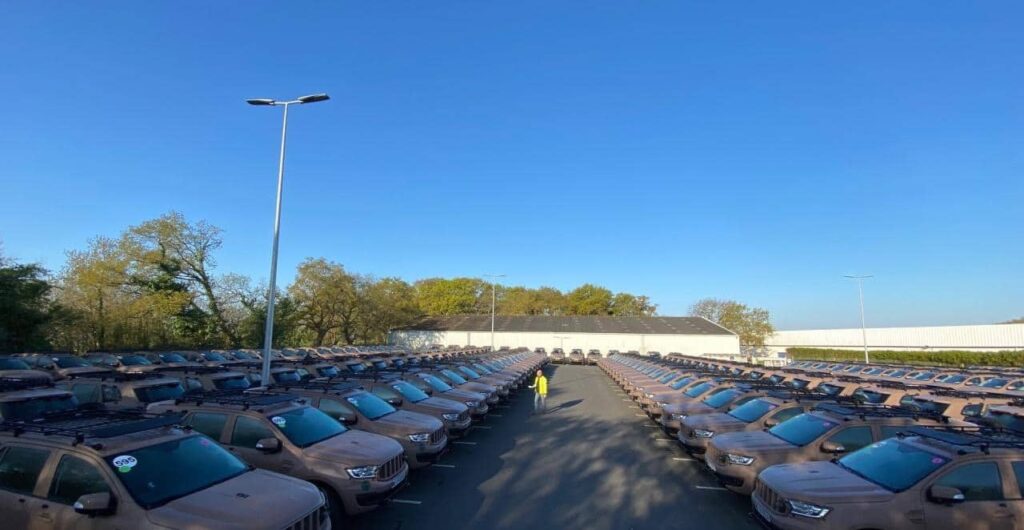 Arquus Trapper VT4  Le P4 du 21e siècle à la rescousse 200 VT 4 pour la crise sanitaire actuelle