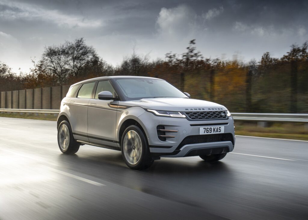 Land Rover Evoque et Discovery hybrides sont là !