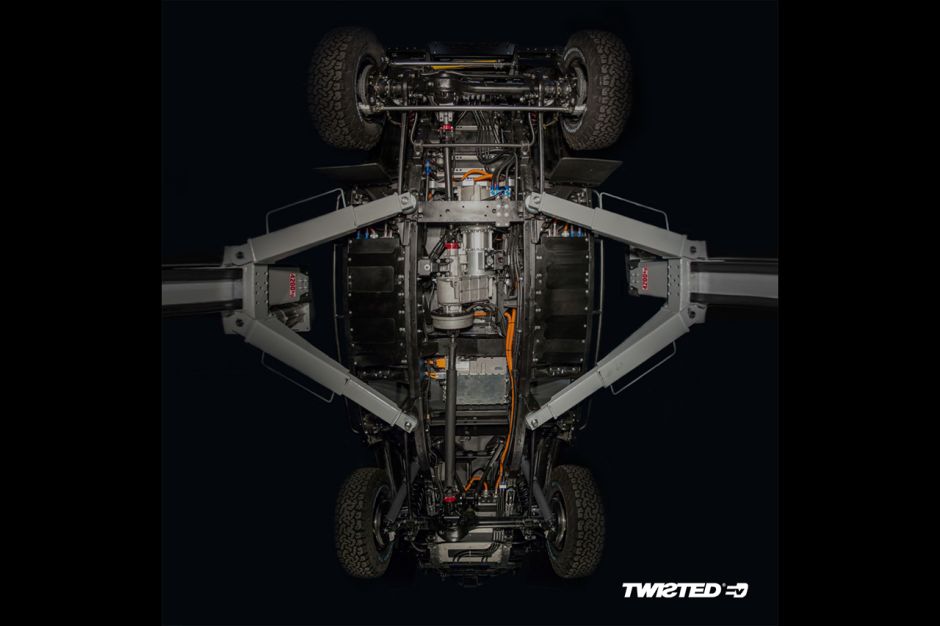 Twisted Automotive propose un "rétrofit“ pour rendre ce Defender dénommé NAS-E totalement électrique.