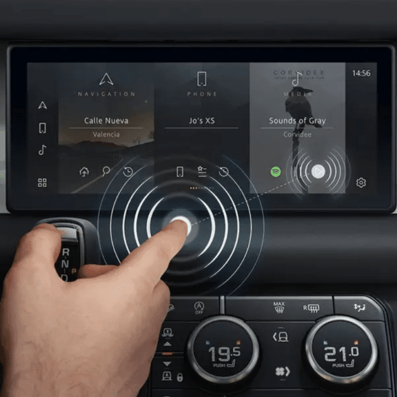 Jaguar Land Rover - Sans contact SVP ! Écrans tactiles ... Sans contact !