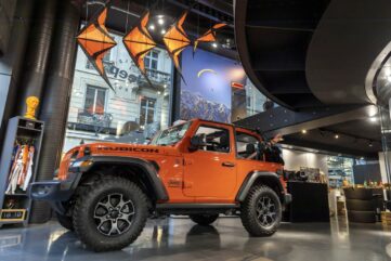Jeep La gamme 4xe aux champs élisées