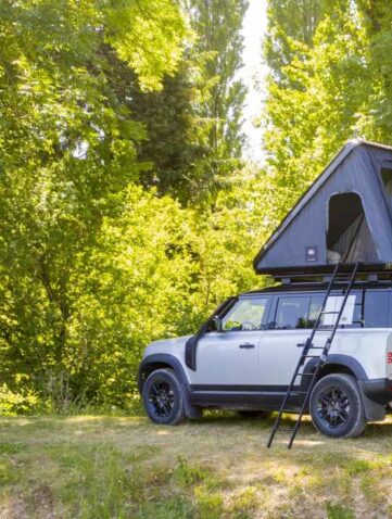 Land Rover Bookez votre Defender sur Booking.com