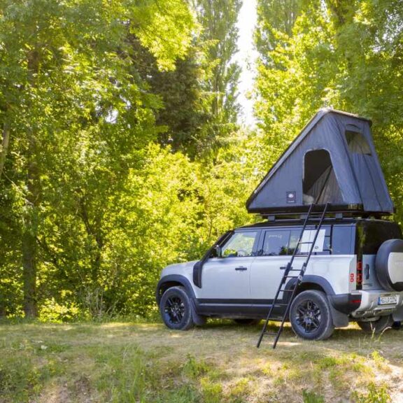 Land Rover Bookez votre Defender sur Booking.com