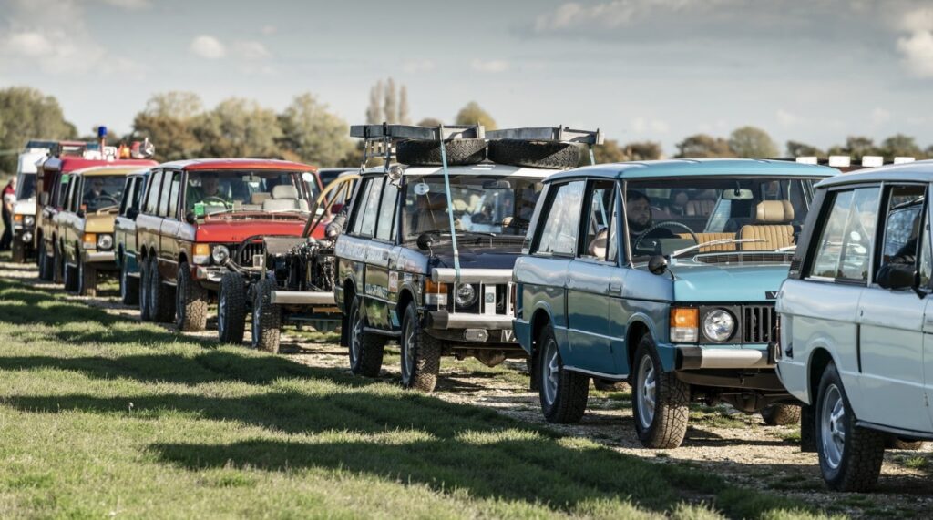 Range Rover Happy birthday Défilé à Goodwood et exposition à Solihull