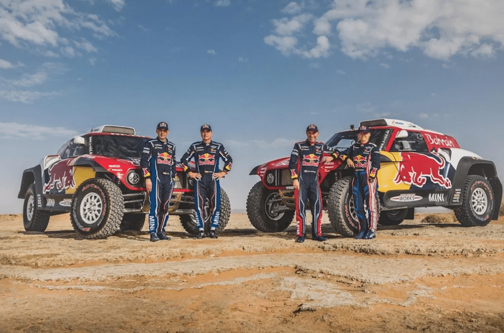 DAKAR 2021 Sainz et Peterhansel sur MINI JCW Buggy