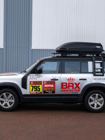 Land Rover Le Defender sur le Dakar 2021