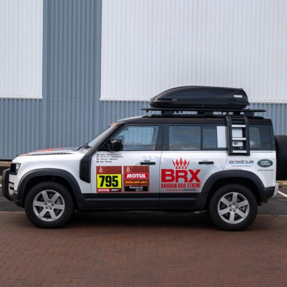 Land Rover Le Defender sur le Dakar 2021