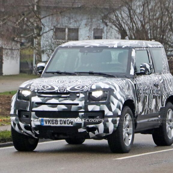 Land Rover Bientôt un 90 V8 Un V8 pour le châssis court ?