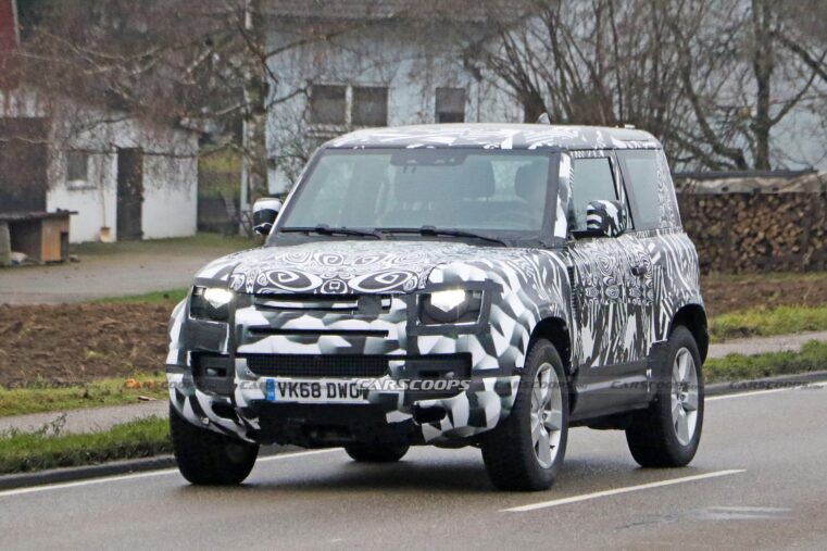 Land Rover Bientôt un 90 V8 Un V8 pour le châssis court ?