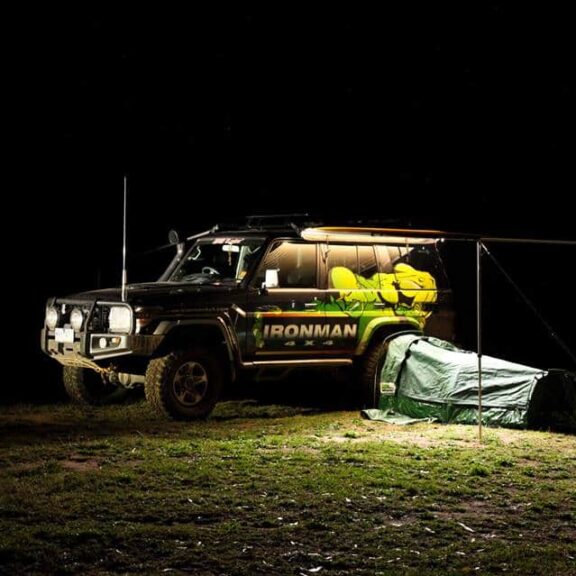 Ironman 4x4 des auvents à Leds Pour des bivouacs lumineux