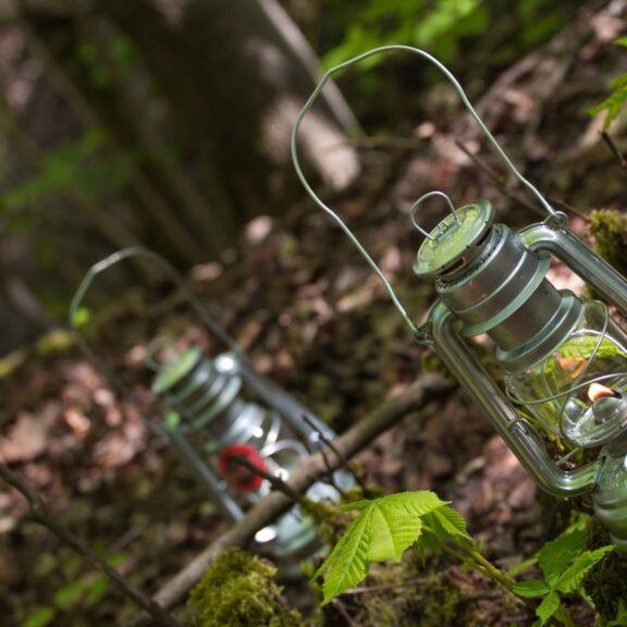 Feuerhand est une marque allemande de lampes tempêtes connue pour sa qualité depuis 1893