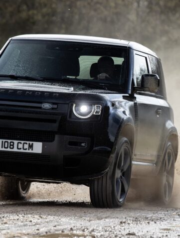 Nouveau Land Rover Defender V8 ! 525ch Supercharged