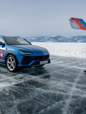 Lamborghini L’Urus bat un record de vitesse Supercar on ice ! La Lamborghini Urus vient d’établir un record de vitesse sur la glace du lac Baïkal