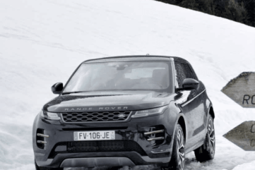 Range Rover Evoque P300e