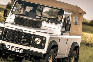 Land Rover 90 Defender 300 Tdi