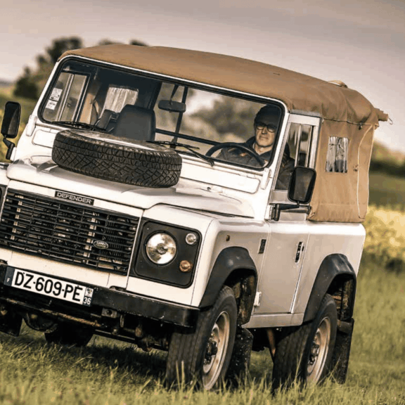 Land Rover 90 Defender 300 Tdi