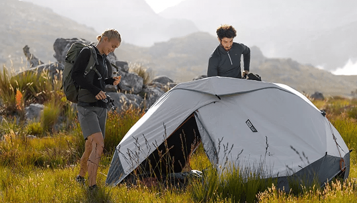 Decathlon la 2 seconds “Fresh&Black”. Plus fraîche sous le soleil et plus noire la nuit