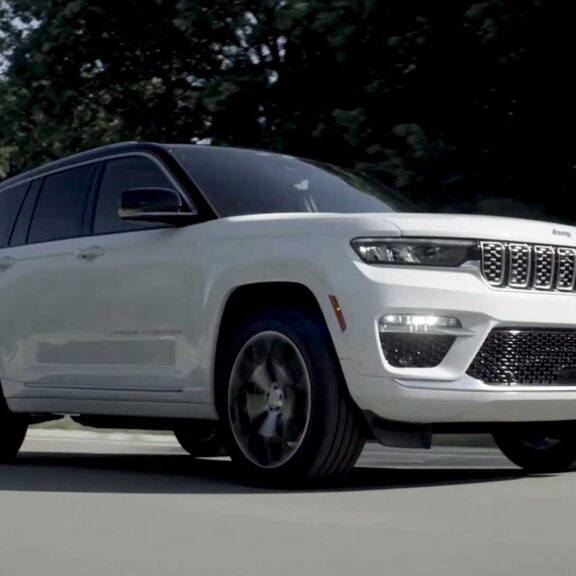 Jeep Grand Cherokee 4xe Destination l’Europe ?