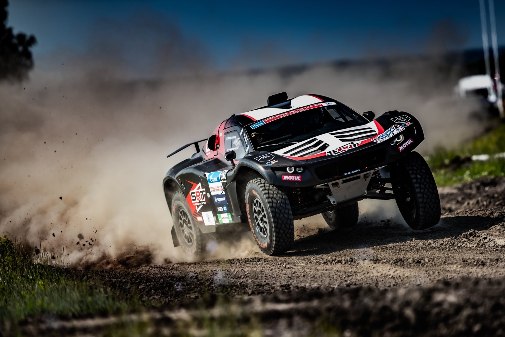 Silk Way Rallye CHANGEMENT D’ITINÉRAIRE Deux grands teams se retirent !