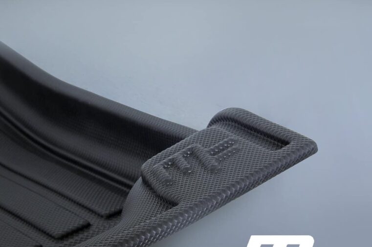 Masterforest Un Suzuki propre Tapis de sol bac avant pour Suzuki