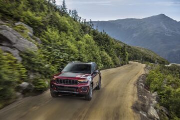 All-new 2022 Jeep® Grand Cherokee Trailhawk