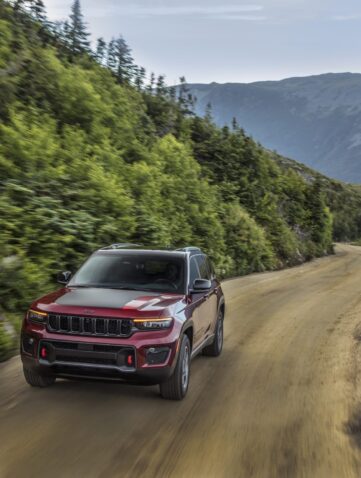 All-new 2022 Jeep® Grand Cherokee Trailhawk