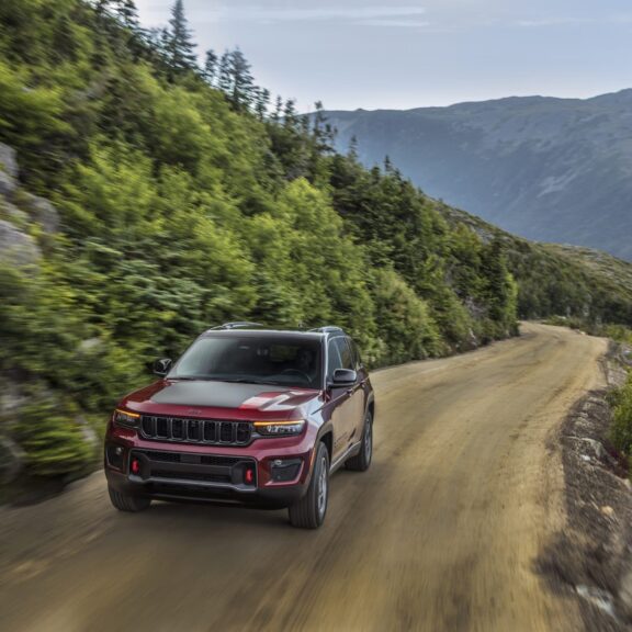 All-new 2022 Jeep® Grand Cherokee Trailhawk