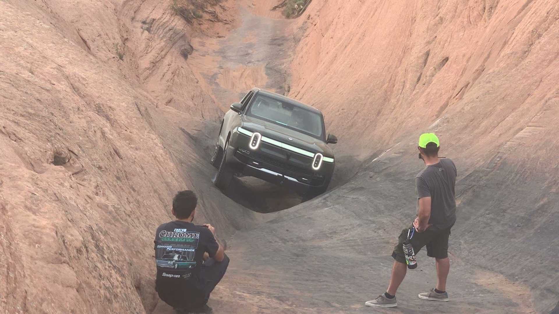 Rivian le Pick up à Moab L’électrique face à « Hell's Gate »