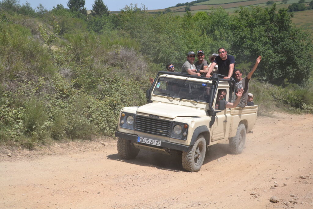 French National 2022 à Forest Hill Le Meeting Land Rover Tricolore