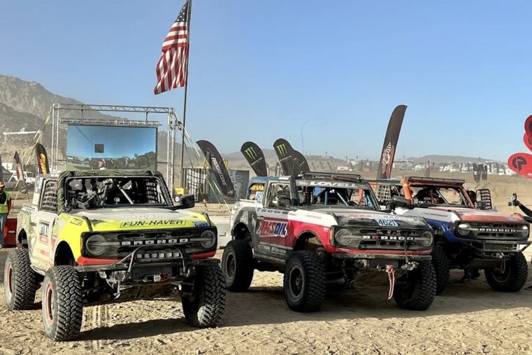 Les Ford Bronco sur le podium du KOH ! Bronco domine la classe Stock Racing Ultra4