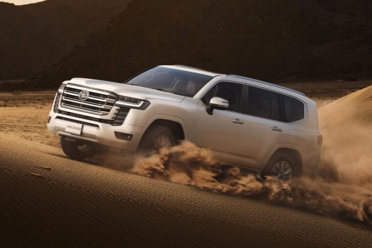 Toyota Un Land Cruiser V8 hydrogène Le 300 en version H2 ?