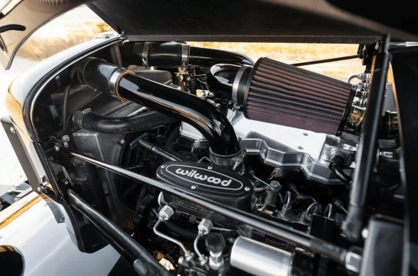 Desert Power Wagon 1949 aux enchères 400 000 $ au soleil !