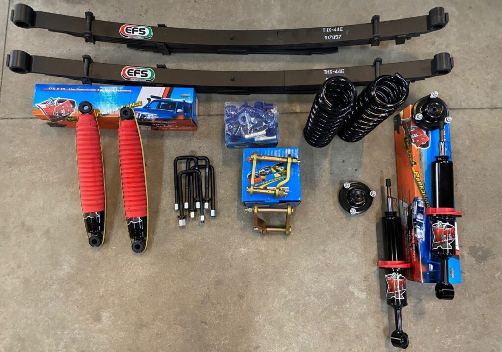 RLC Diffusion pense au Hilux  Suspension et Schnorkel pour Hilux Revo