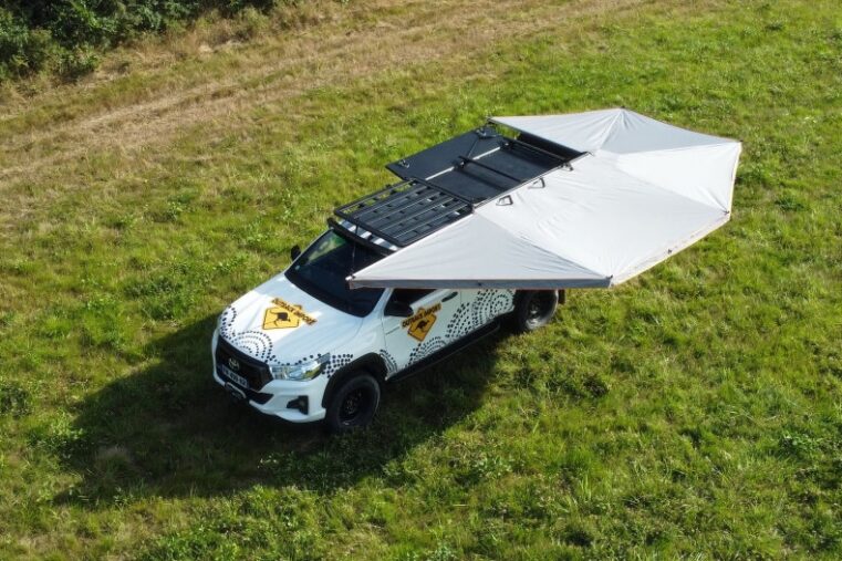 Outback Import Auvent Rockalu Du auvent pour mettre les voiles !