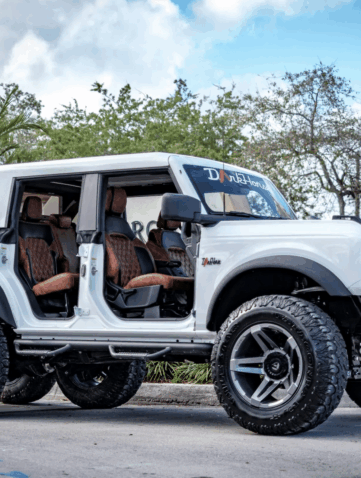Ford Bronco 6 × 6 Apocalypse Manufacturing Un Pick up pour Miami !