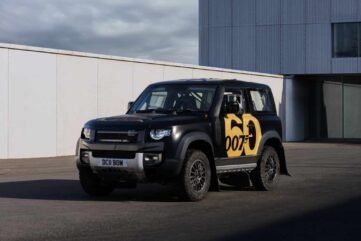 Land Rover & 007 fêtent leurs 60 ans
