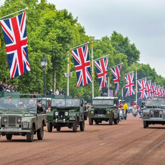 Land Rover fête sa reine Jubilé de Platine de la Reine d’Angleterre